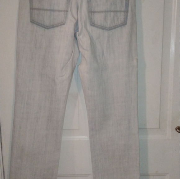 2 PAIR JEANS - Picture 5 of 11